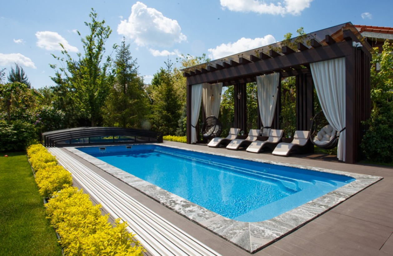 Модель:  Дижон
Размер:  Длина: 10,03 м. Ширина: 3,69 м. Глубина: 1,26-1,65 м. Объем: 40 м³
Цвет:  Дианит